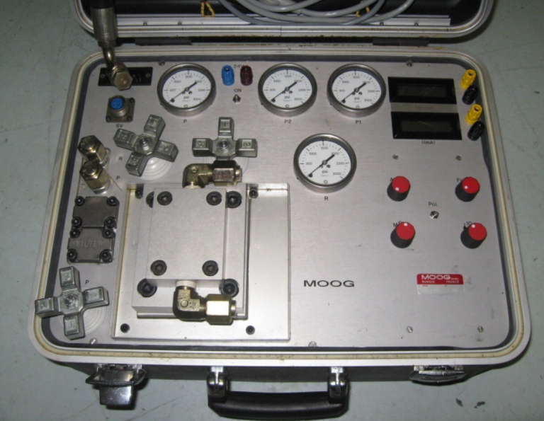 ​​The Moog Portable Servo Valve Driver: 